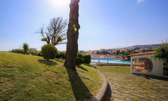 Buarcos Apartment | Buarcos Pool Apartment
