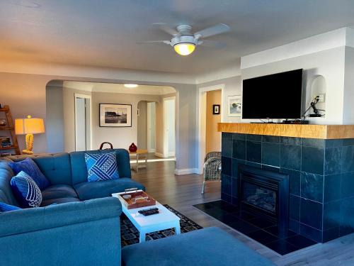 Regional District of Nanaimo Hotel | Buccaneer Inn