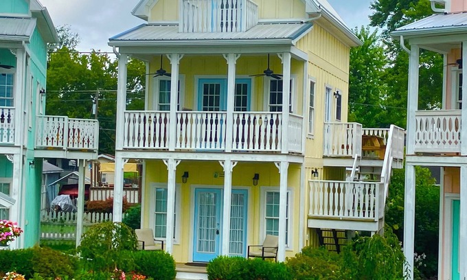 Buckeye Lake House | Buckeye Lake WATERFRONT Vacation Home B | Crane Cove Resort