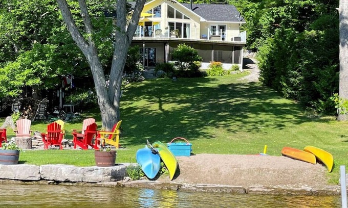 Buckhorn Cottage | Buckhorn Lake Beauty: A Perfect Retreat