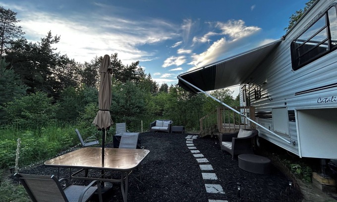 Buckley House | Buckley Hide Away