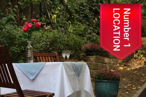 Castle Hill Apartment | BudaSmile Appartment at Buda Castle - Aircon & FREE parking