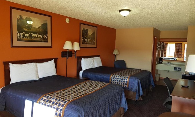 Eastland Hotel | Budget Host Inn Eastland