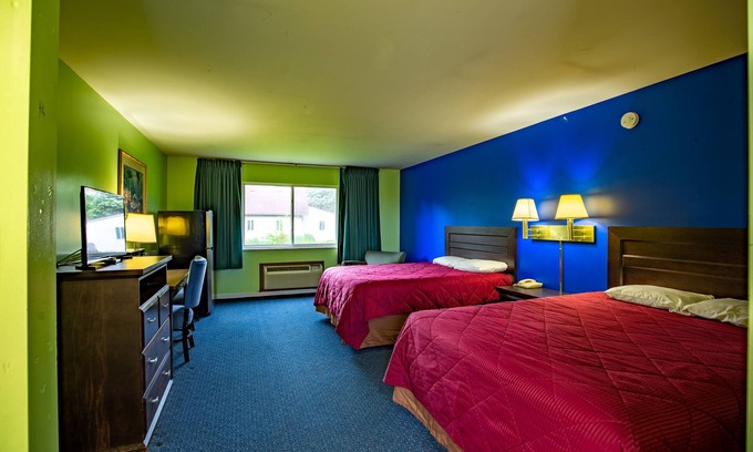 Gilman Hotel | Budget Host Inn