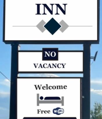 Port Hope Hotel | Budget Inn