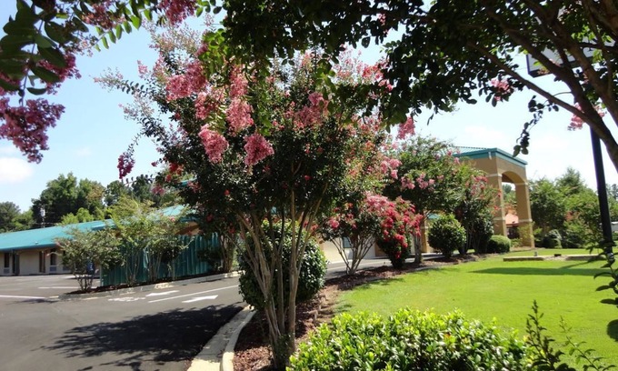 Northport Hotel | Budget Inn