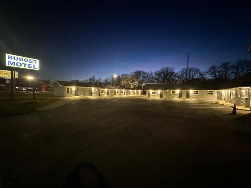 Armstrong Hotel | BUDGET MOTEL