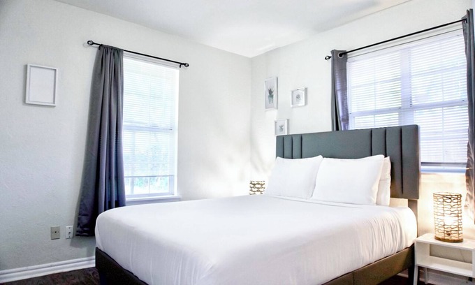 Central Oklahoma City Apartment | Budget OKC Studio With Parking | 15 Mins to OKC State Fair | #TB