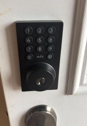Waterloo House | Budget Stay In Heart of Waterloo-Free Wifi-Parking