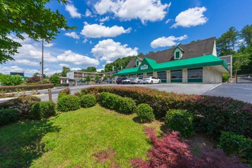 Atlanta Hotel | Budgetel Inn and Suites