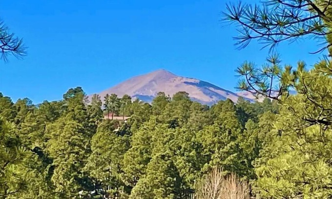 Ruidoso House | Buena Vista! 2 bed/2.5 bath. View of Sierra Blanca