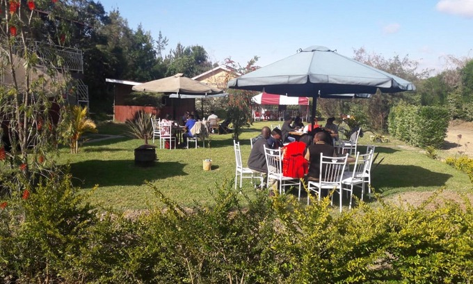 Nanyuki Hotel | Buens Lugar Hotel