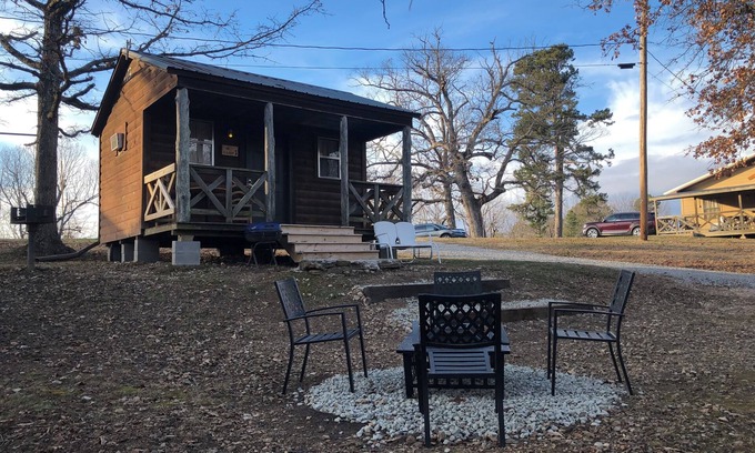 Bruno Cabin | Buffalo Camp 1 - sleeps 3 - 2 mi to Buffalo Pt Lower Buffalo
