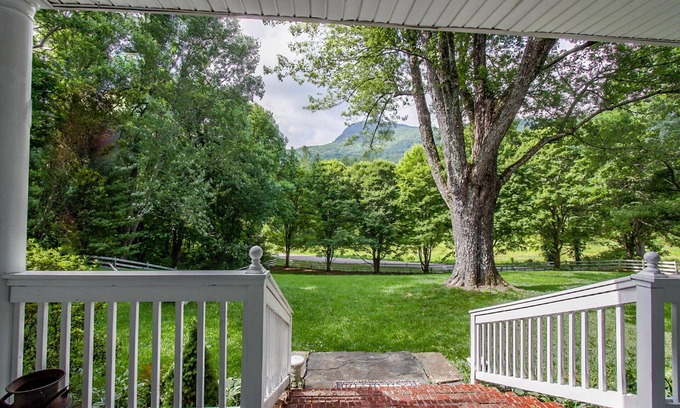 West Jefferson House | Buffalo Tavern Bed and Breakfast, President's Suite