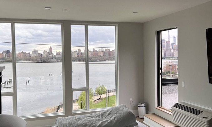 Guttenberg Villa | Buggas Penthouse