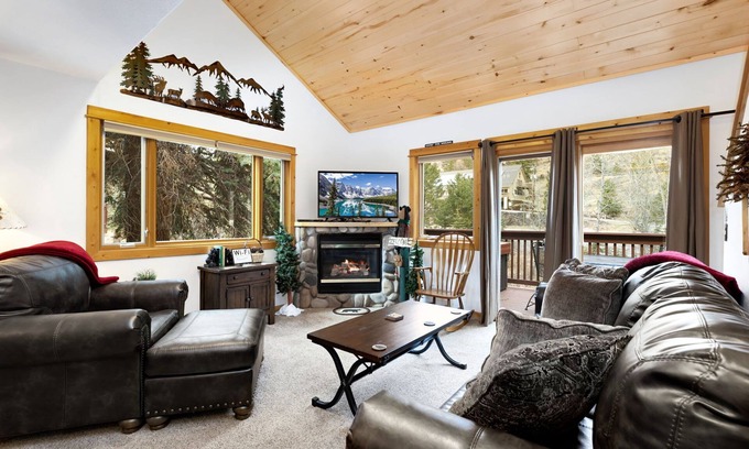 Fall River Estates Condo | Bugle Pointe A09 (HT)