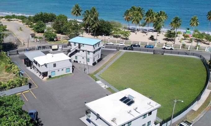 Dorado Pueblo Apartment | Building #1 Fully Renovated Beachfront Family two floors Building 8 Bedrooms,