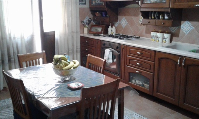 Altavilla Milicia Bed & Breakfast | Building in the historic center equipped with every comfort furnished and equipped