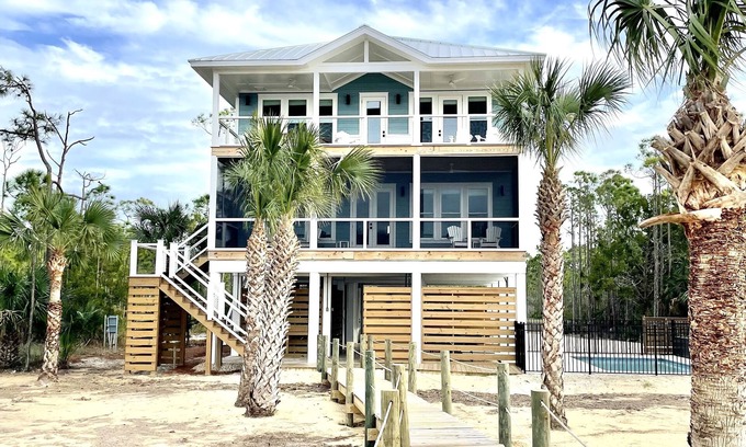 Plantation House | Built in 2021 - Bayfront- Pool -Dock - Elevator - Short Walk to Beach