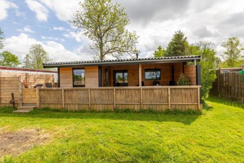 Matsloot House | Buiten Huisje aan de Vaart 2