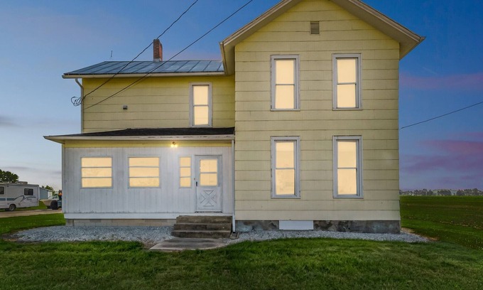 Fremont House | Bukkett's Farmhouse on the Sandusky River by RedAwning