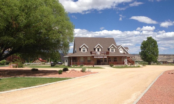 Tropic Bed & Breakfast | Bullberry inn Bed & Breakfast