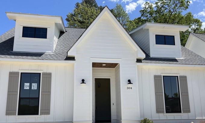 Starkville Cottage | Bulldog Cottage