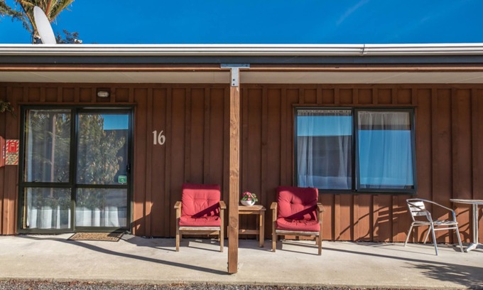 Westport Hotel | Buller Bridge Motel