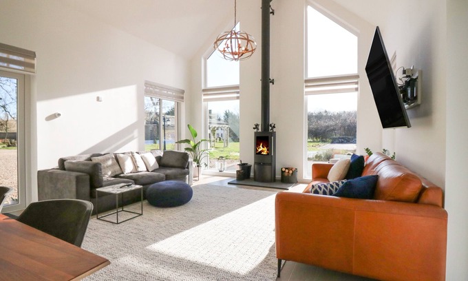 Banff Cottage | BULLPENS, family friendly, with open fire in Portsoy