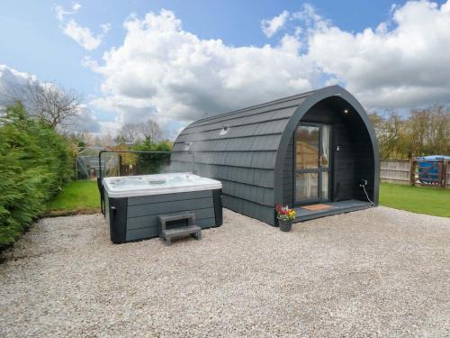 Malton House | Bumblebee Glamping Pod