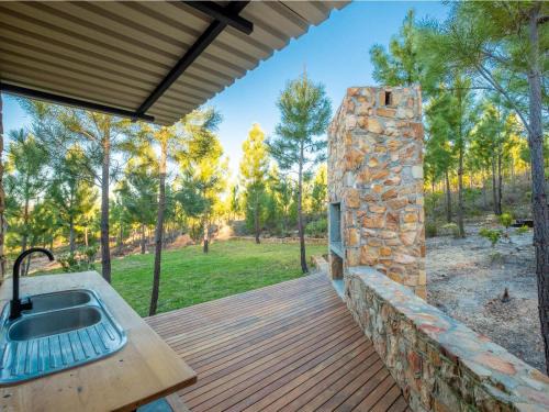 Bot River Cabin | Bumbrah Camp and Glamp