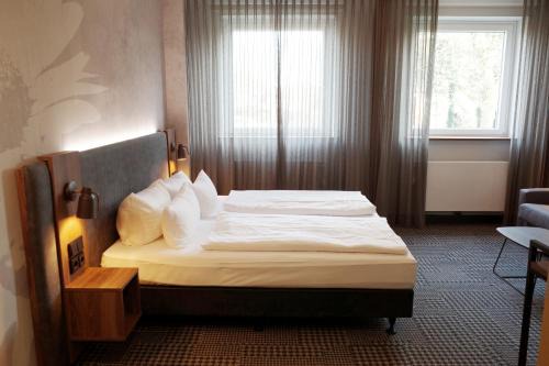 Neuenfelde Hotel | Bundt's Hotel & Gartenrestaurant