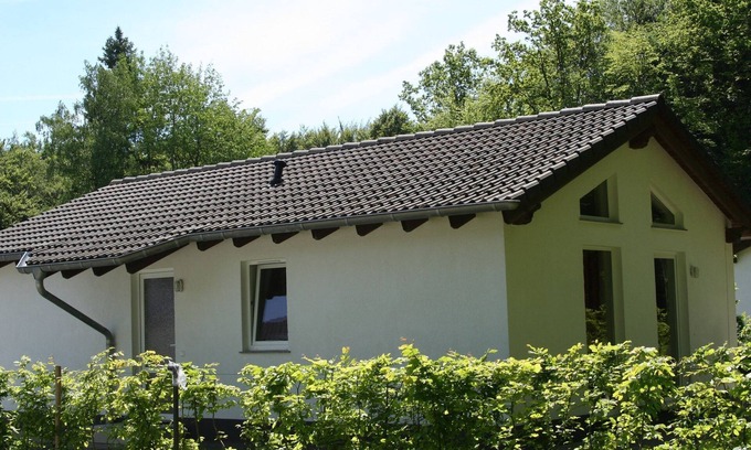 Ferienhausgebiet Hillenseifen House | Bungalow in Eifel near Forest and Mountains