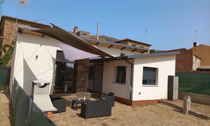 Hinojosa de San Vicente House | Bungalow Sierra San Vicente