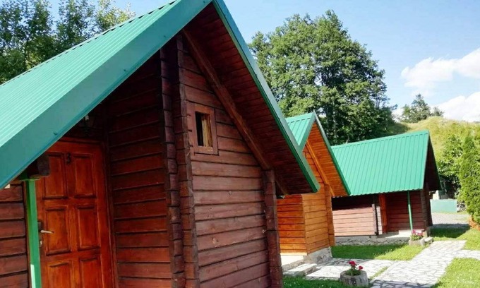Mojkovac RV Rental | Bungalovi Vukovic