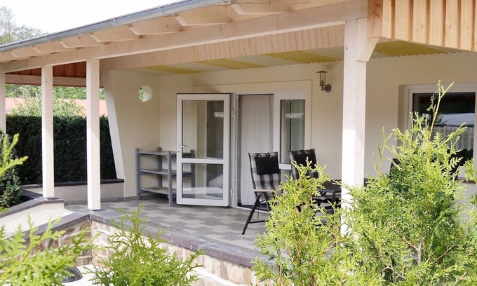 Basedow House | Bungalow am See, Deutschland