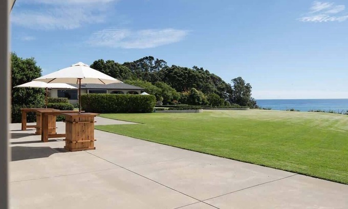 Pitone House | Bungalow Coastal Retreat and Terrace Studios