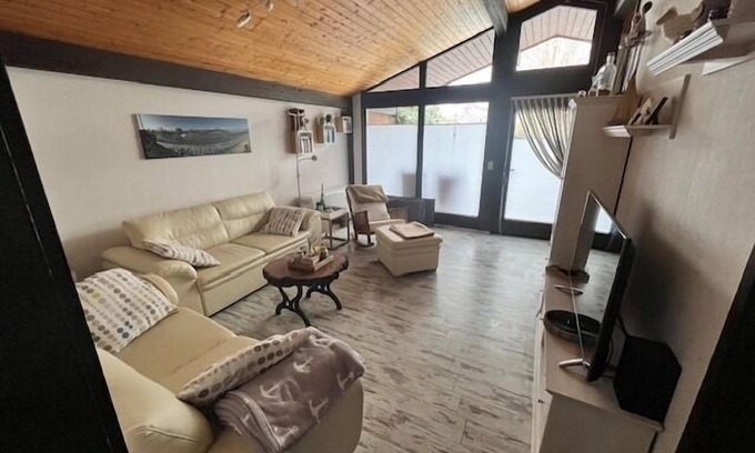 Fedderwardersiel House | Bungalow for 5 guests with 63m² in Fedderwardersiel (249931)