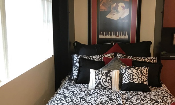 Ellsworth House | Bungalow Guest House