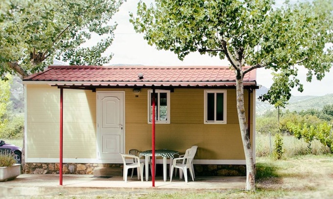La Puebla de Roda House | Bungalow in Spain with Terrace & Garden Views