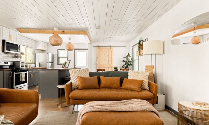 Big Bear Lake Apartment | Bungalow in the Pines + Close 2 Lake and Village!
