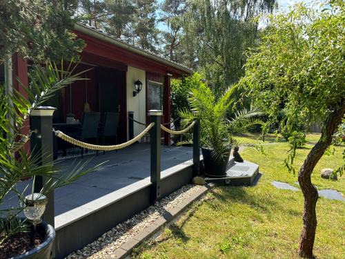 Jessern House | Bungalow-Jessern Ferienhaus im Grünen mit Seeblick