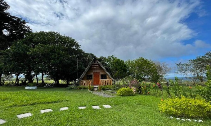 Guayabo Apartment | Bungalow Miravalles