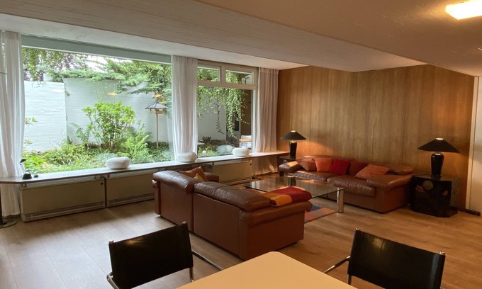 Grafenau House | Bungalow near Mercedes and American facilities.Quiet neighbourhood