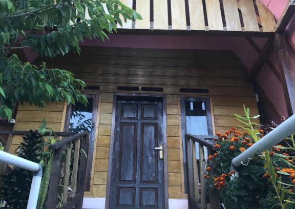 Sembalunbumbung Hotel | Bungalow Paer Doe