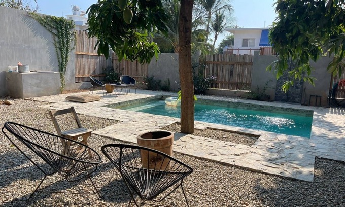 Brisas de Zicatela House | Bungalow rustic chic next to the beach