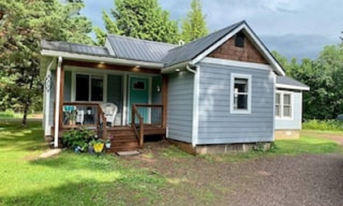 Winter House | Bungalow Trail