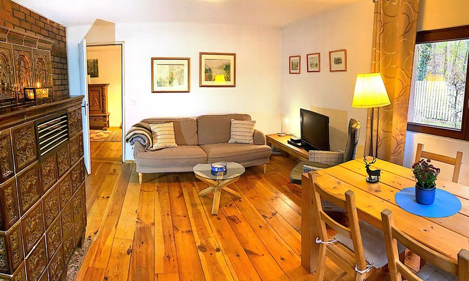 Templin House | Bungalow 'Urlaubsoase Am Bruchsee' with Lake View, Private Terrace and Private Garden