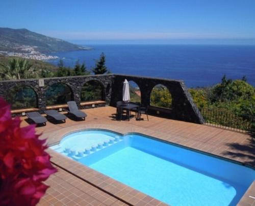 Brena Baja House | Bungalows - Villas Los Pajeros