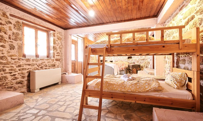 Kato Diminio House | Bunk Beds-Quadruple Room - Hostel Elisson/Agroikia (Farmhouse)